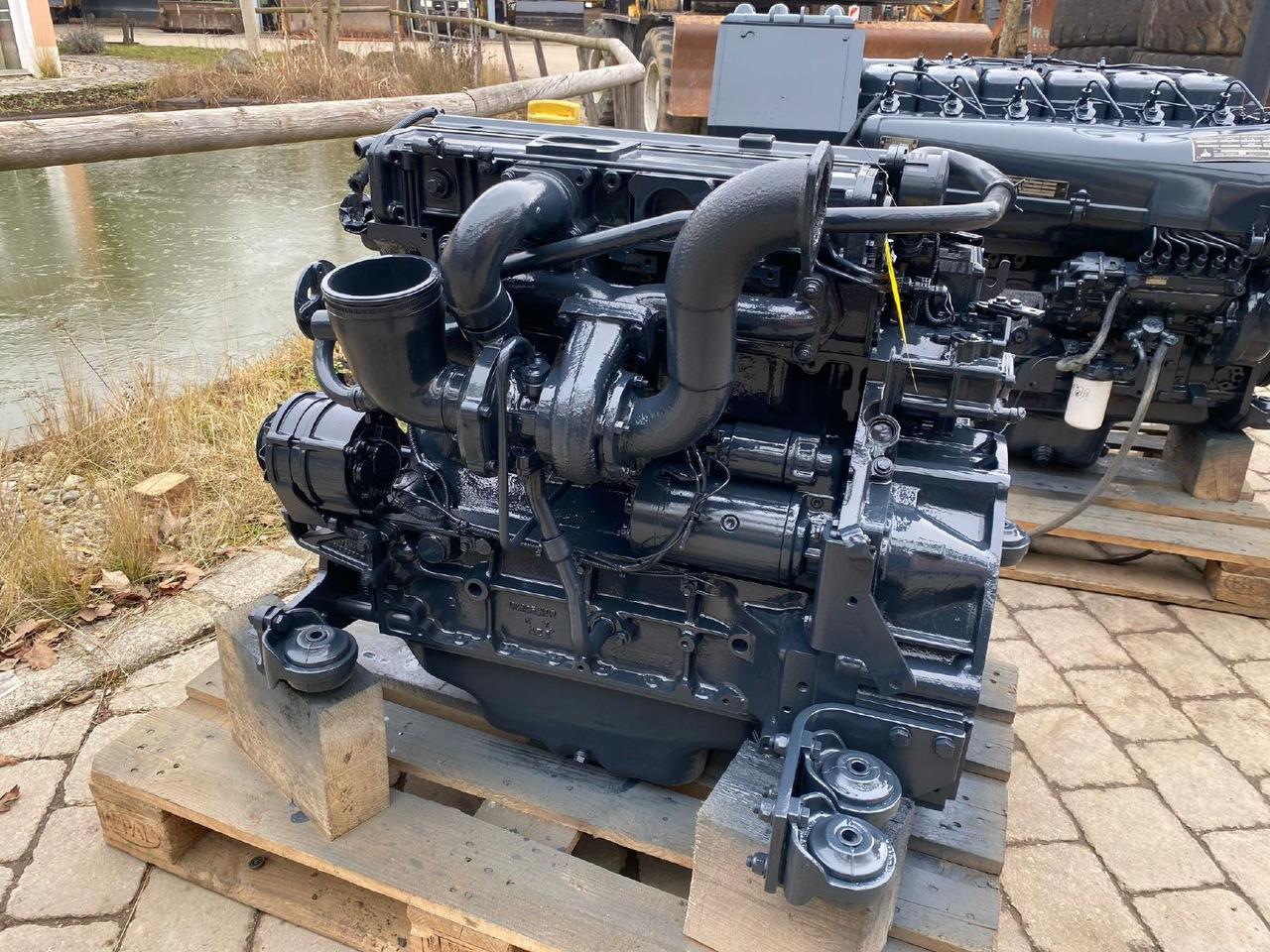 Deutz BF4M1013 aus Furukawa 320E - Motor pro Stavební technika: obrázek 1 Deutz BF4M1013 aus Furukawa 320E - Motor pro Stavební technika: obrázek 1