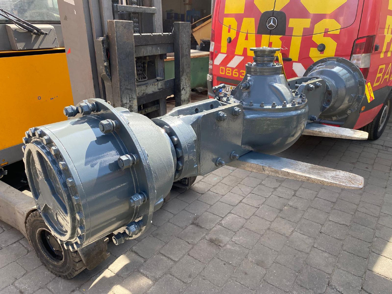 Hanomag 50E - Náprava a díly pro Stavební technika: obrázek 1 Hanomag 50E - Náprava a díly pro Stavební technika: obrázek 1