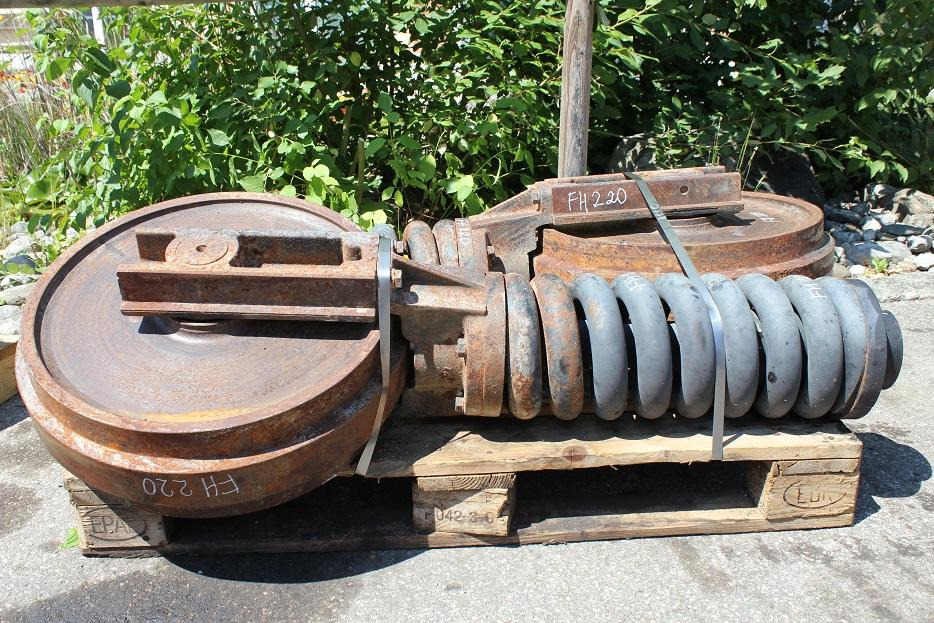 Hitachi FH 220 - Díly pásových podvozků pro Stavební technika: obrázek 5 Hitachi FH 220 - Díly pásových podvozků pro Stavební technika: obrázek 5