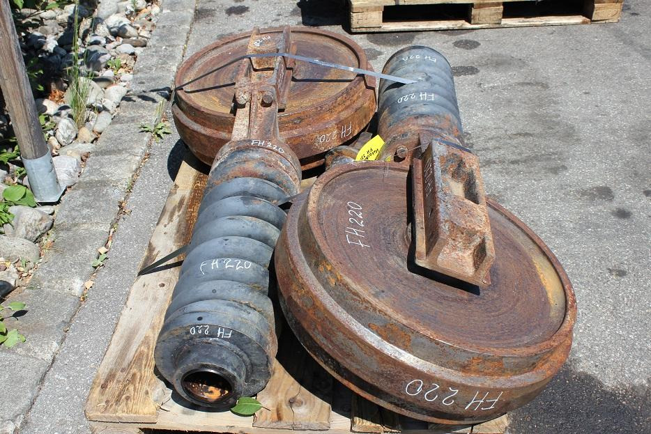 Hitachi FH 220 - Díly pásových podvozků pro Stavební technika: obrázek 4 Hitachi FH 220 - Díly pásových podvozků pro Stavební technika: obrázek 4