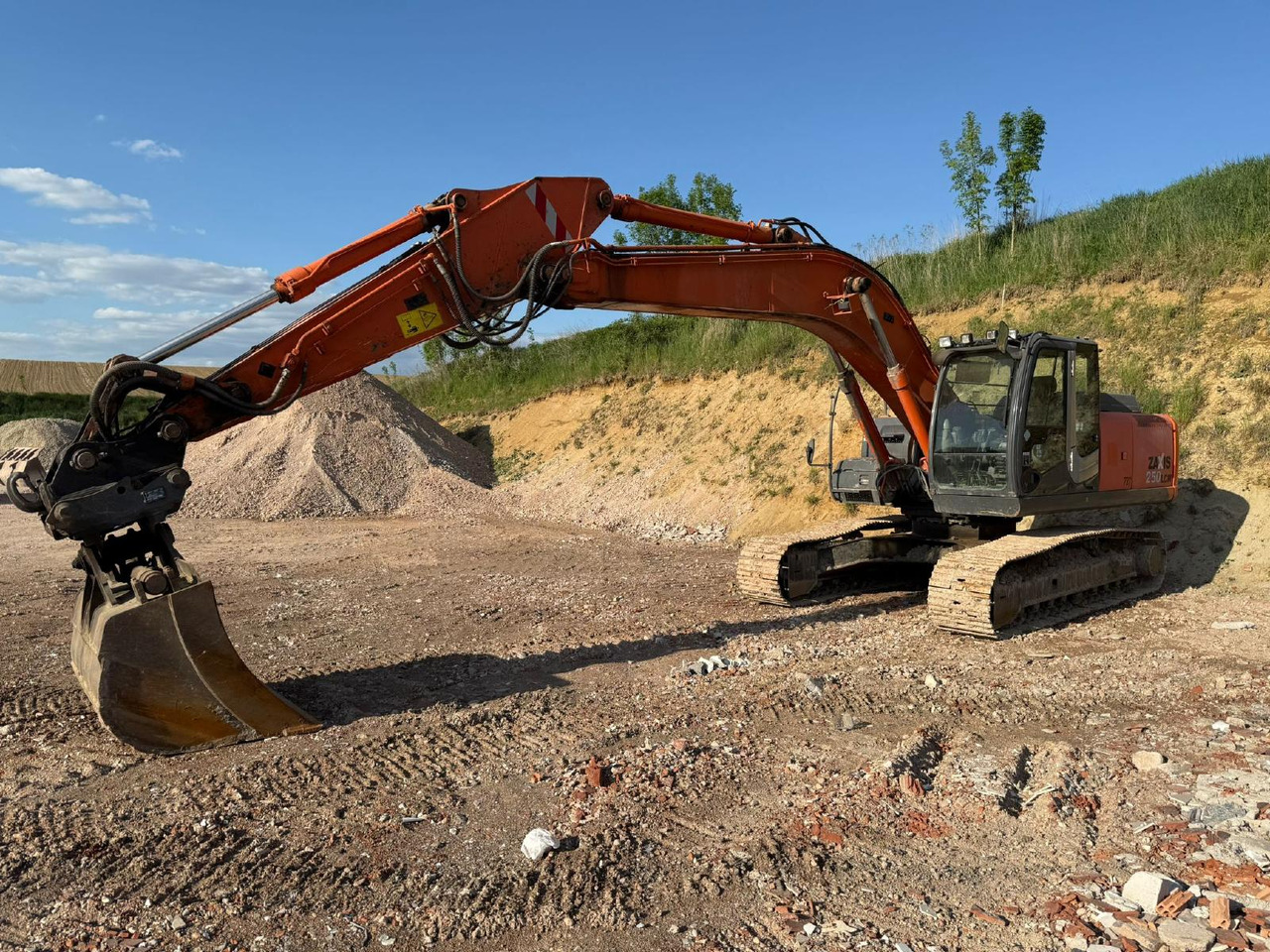 Hitachi ZX 250 LCN -3 - Pásové rýpadlo: obrázek 3 Hitachi ZX 250 LCN -3 - Pásové rýpadlo: obrázek 3