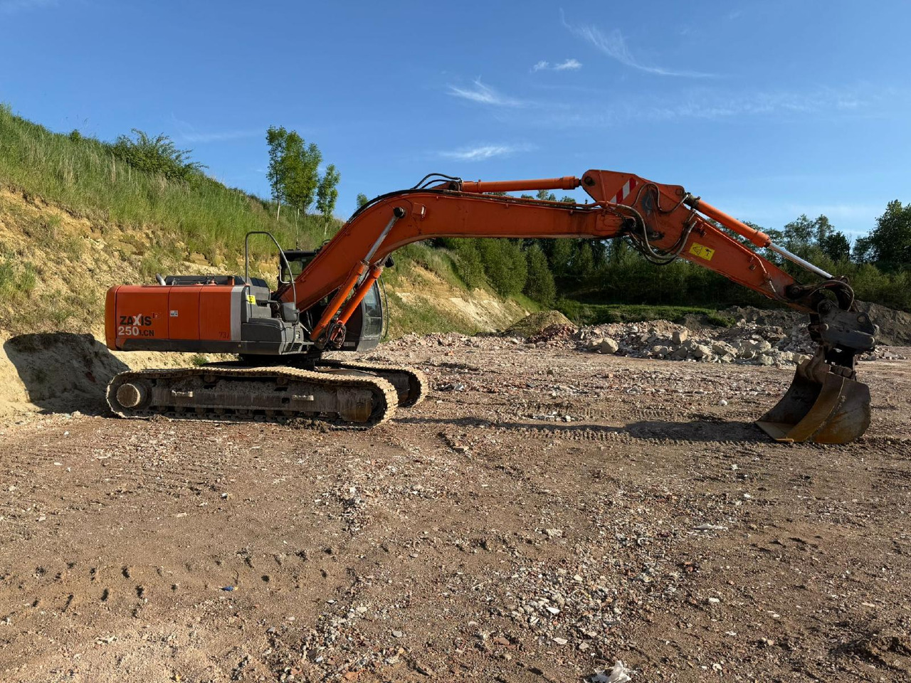 Hitachi ZX 250 LCN -3 - Pásové rýpadlo: obrázek 4 Hitachi ZX 250 LCN -3 - Pásové rýpadlo: obrázek 4