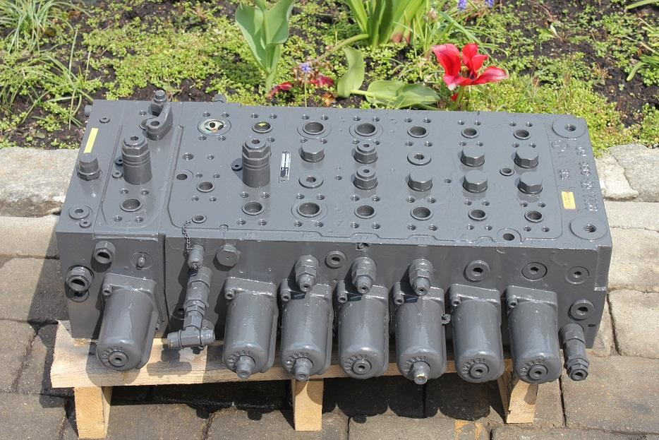 Holland WE150C - Hydraulický ventil pro Stavební technika: obrázek 2 Holland WE150C - Hydraulický ventil pro Stavební technika: obrázek 2