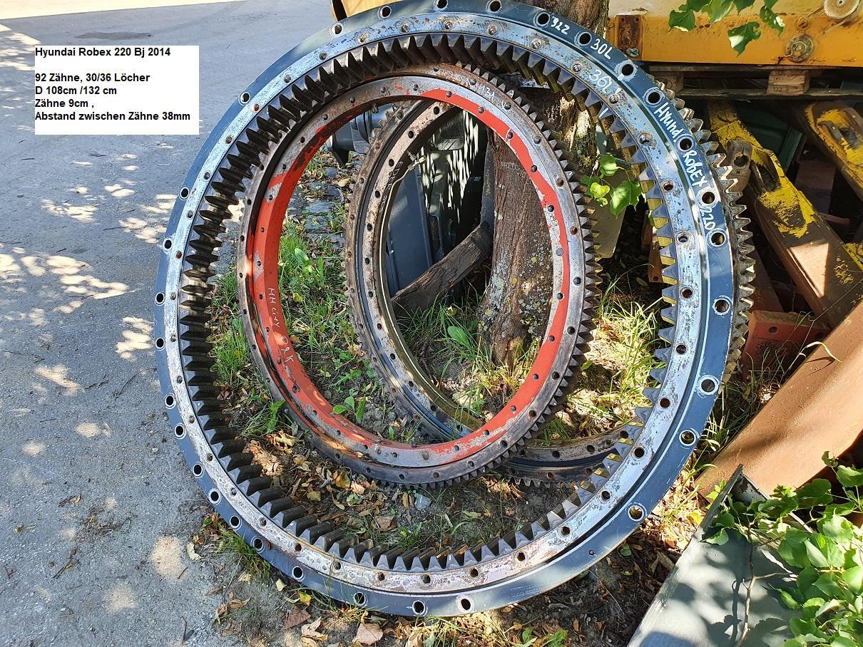 Hyundai Robex 220 LC 9A - Ložisko otoče pro Stavební technika: obrázek 2 Hyundai Robex 220 LC 9A - Ložisko otoče pro Stavební technika: obrázek 2