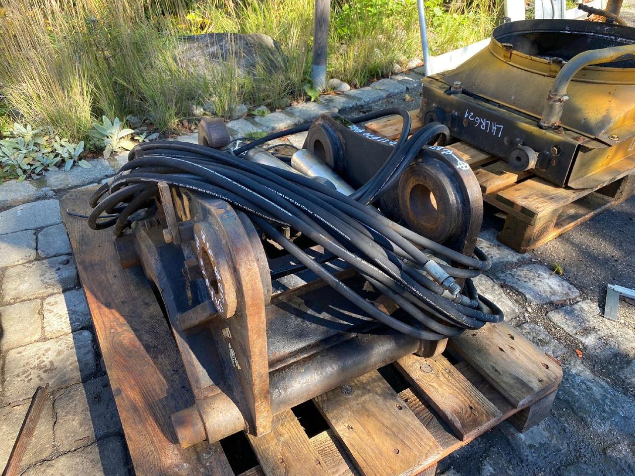 Rychloupínací pro Stavební technika Liebherr 900: obrázek 8 Rychloupínací pro Stavební technika Liebherr 900: obrázek 8