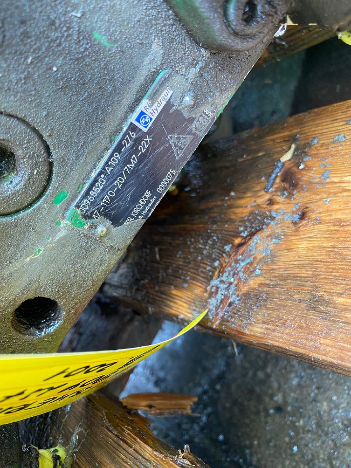 Liebherr A 904 LIT - Hydraulický ventil pro Stavební technika: obrázek 5 Liebherr A 904 LIT - Hydraulický ventil pro Stavební technika: obrázek 5