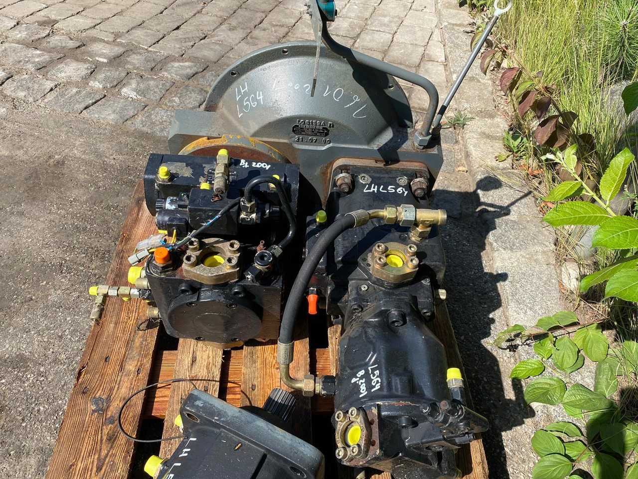 Liebherr A4VG125, PVG350 aus L564 - Hydraulické čerpadlo pro Stavební technika: obrázek 2 Liebherr A4VG125, PVG350 aus L564 - Hydraulické čerpadlo pro Stavební technika: obrázek 2