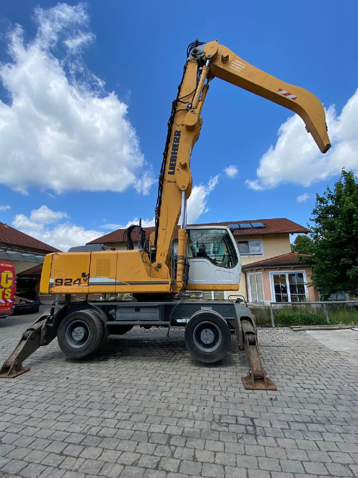 Liebherr A924 C LIT - Kolesové rýpadlo: obrázek 4 Liebherr A924 C LIT - Kolesové rýpadlo: obrázek 4