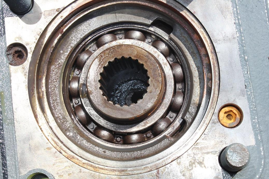 Liebherr L 544 - Hydraulika pro Stavební technika: obrázek 4 Liebherr L 544 - Hydraulika pro Stavební technika: obrázek 4