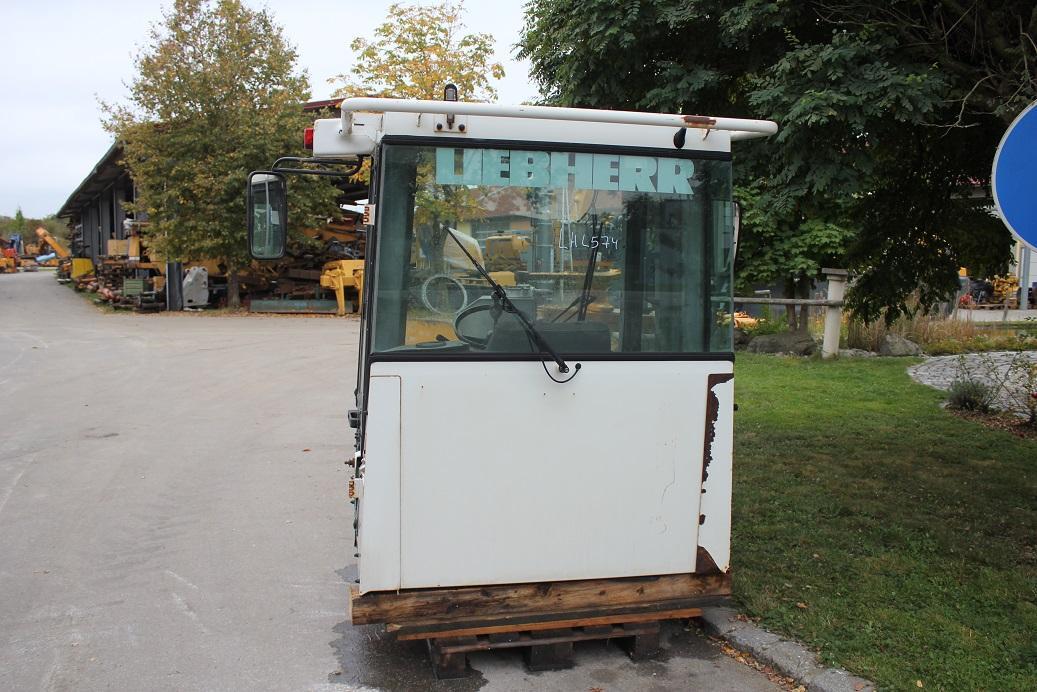 Liebherr L 574 - Kabina pro Kolový nakladač: obrázek 2 Liebherr L 574 - Kabina pro Kolový nakladač: obrázek 2