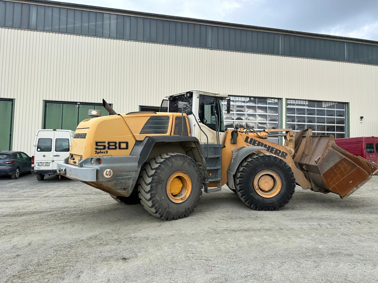 Liebherr L 580 2 plus 2 - Kolový nakladač: obrázek 2 Liebherr L 580 2 plus 2 - Kolový nakladač: obrázek 2