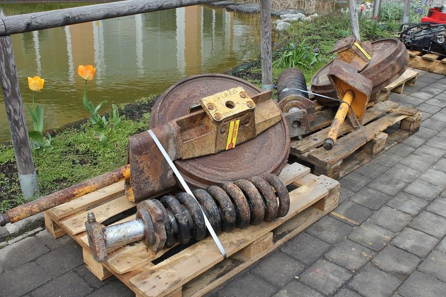 Liebherr LR 622 - Díly pásových podvozků pro Stavební technika: obrázek 1 Liebherr LR 622 - Díly pásových podvozků pro Stavební technika: obrázek 1