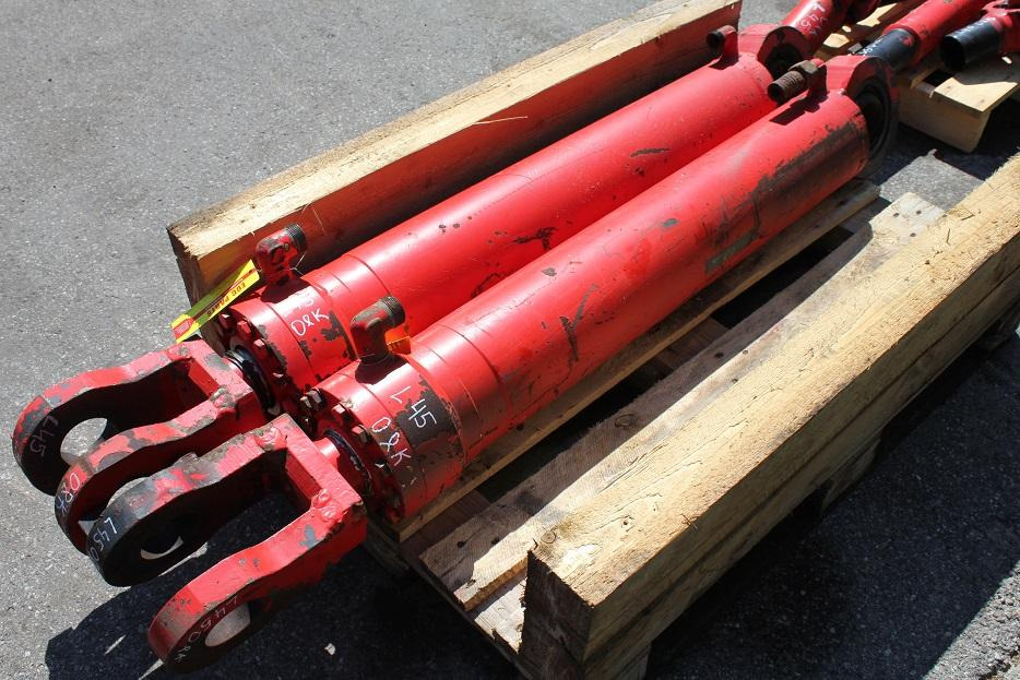 O&K L45 - Hydraulický válec pro Stavební technika: obrázek 1 O&K L45 - Hydraulický válec pro Stavební technika: obrázek 1