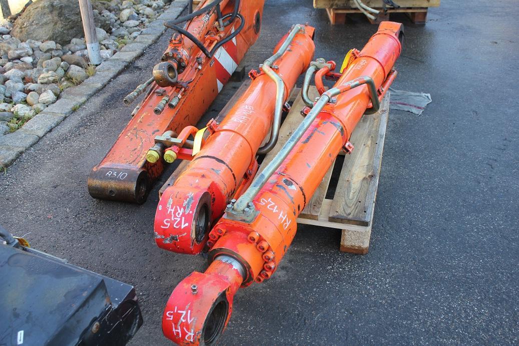 O&K RH 12,5 - Hydraulický válec pro Pásové rýpadlo: obrázek 4 O&K RH 12,5 - Hydraulický válec pro Pásové rýpadlo: obrázek 4