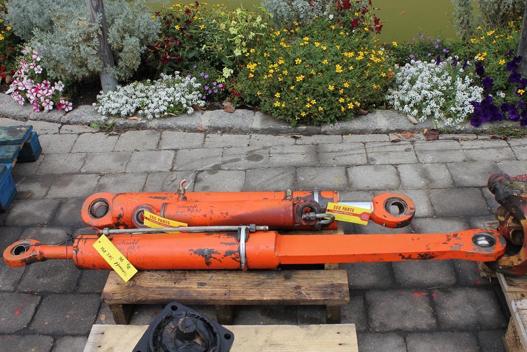 Schaeff SKL 831 - Hydraulický válec pro Stavební technika: obrázek 2 Schaeff SKL 831 - Hydraulický válec pro Stavební technika: obrázek 2