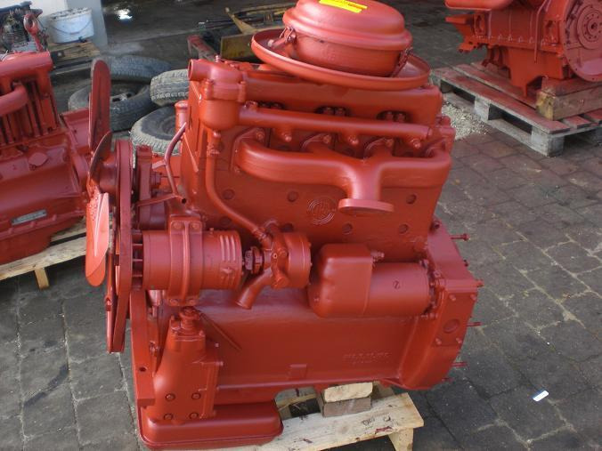 Steyr 4 Zylinder - Motor pro Stavební technika: obrázek 4 Steyr 4 Zylinder - Motor pro Stavební technika: obrázek 4