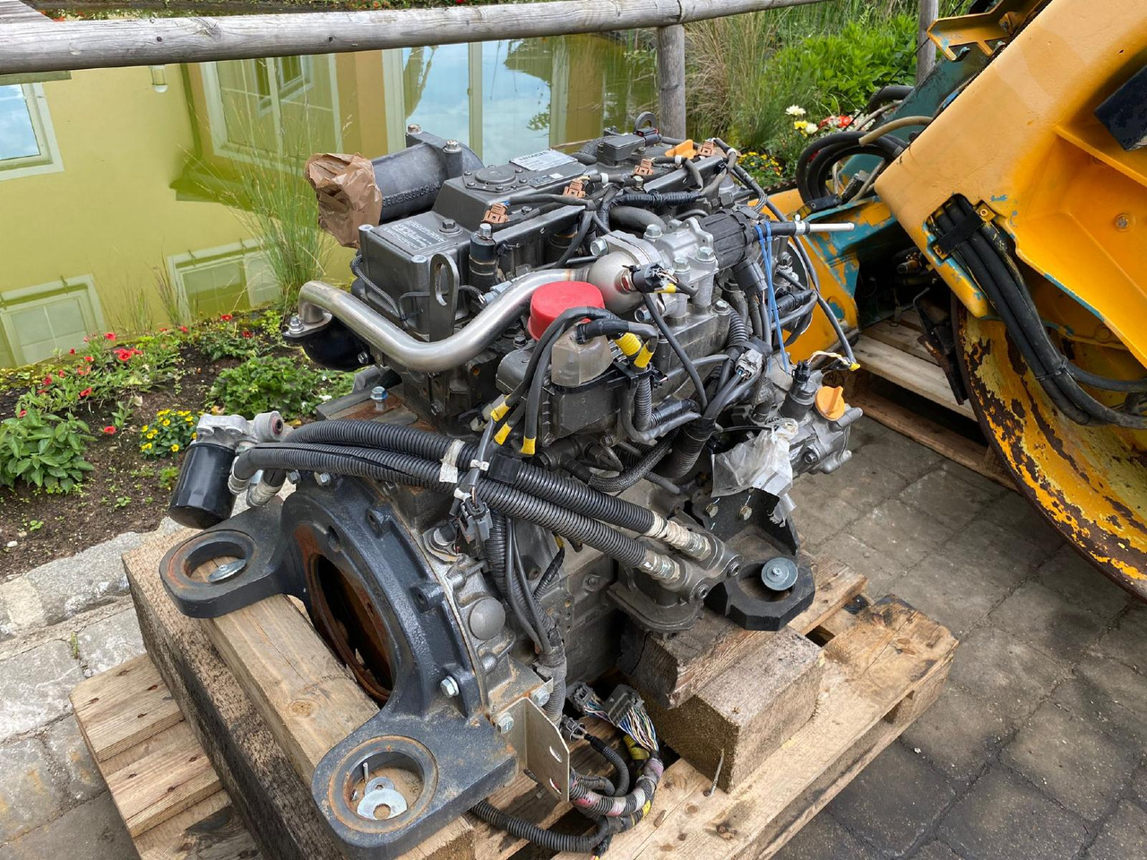 Yanmar Hitachi 4TNV 98C aus ZX 85 - Motor pro Stavební technika: obrázek 3 Yanmar Hitachi 4TNV 98C aus ZX 85 - Motor pro Stavební technika: obrázek 3