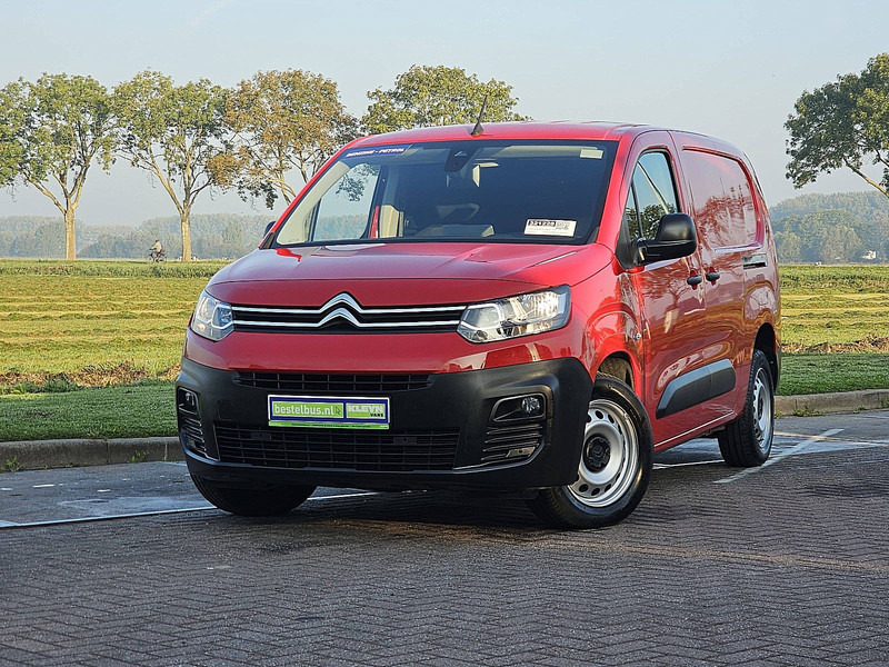 Citroën Berlingo 1.2 XL 130 AUT. 34 dkm. - Dodávka skřín: obrázek 1 Citroën Berlingo 1.2 XL 130 AUT. 34 dkm. - Dodávka skřín: obrázek 1