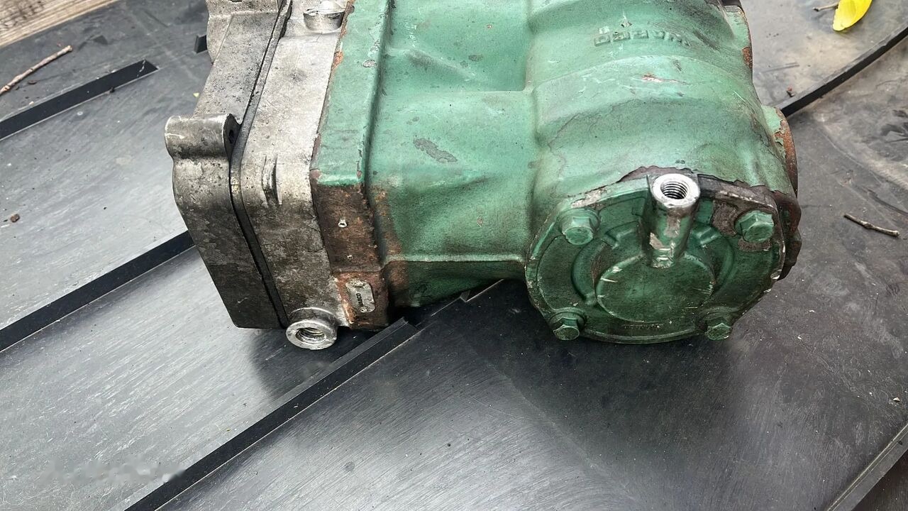 Kompresor Sprężarka Powietrza Volvo WABCO 4127040080 Volvo - Kompresor pro Nákladní auto: obrázek 2 Kompresor Sprężarka Powietrza Volvo WABCO 4127040080 Volvo - Kompresor pro Nákladní auto: obrázek 2