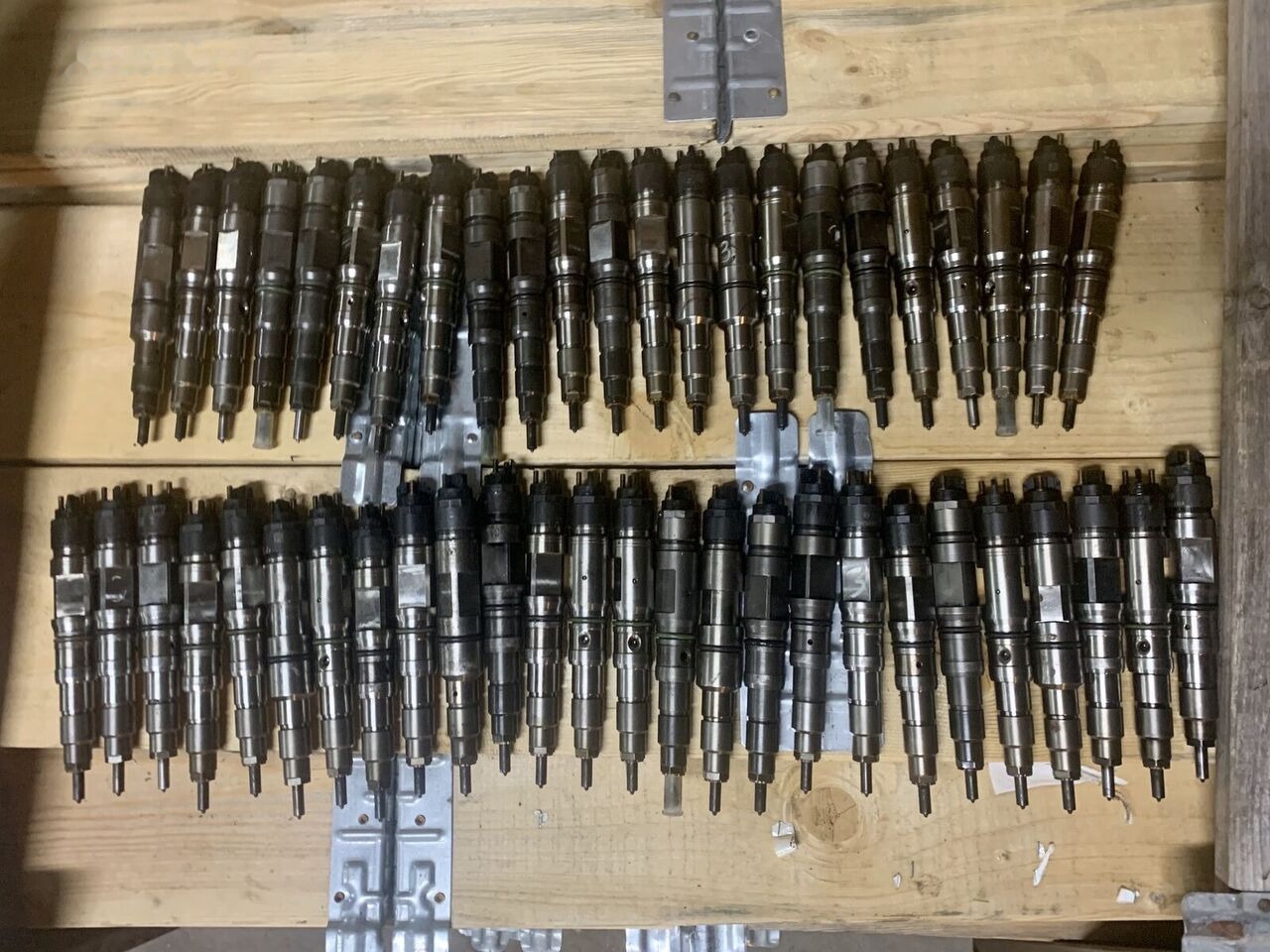 MAN TGA 0445120217 wtryski CR TIR SCANIA DAF IVECO HURT MAN TGA truck - Injektor pro Nákladní auto: obrázek 1 MAN TGA 0445120217 wtryski CR TIR SCANIA DAF IVECO HURT MAN TGA truck - Injektor pro Nákladní auto: obrázek 1