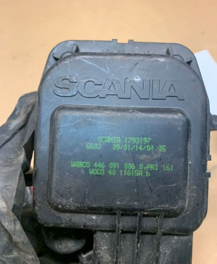 Zawór Nagrzewnicy Elektrozawór Scania R 446091006 / 1793197 - Brzdový ventil pro Nákladní auto: obrázek 3 Zawór Nagrzewnicy Elektrozawór Scania R 446091006 / 1793197 - Brzdový ventil pro Nákladní auto: obrázek 3