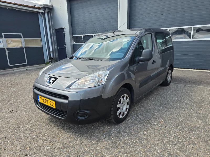 Peugeot Partner 1.6 benzine - Osobní auto: obrázek 1 Peugeot Partner 1.6 benzine - Osobní auto: obrázek 1