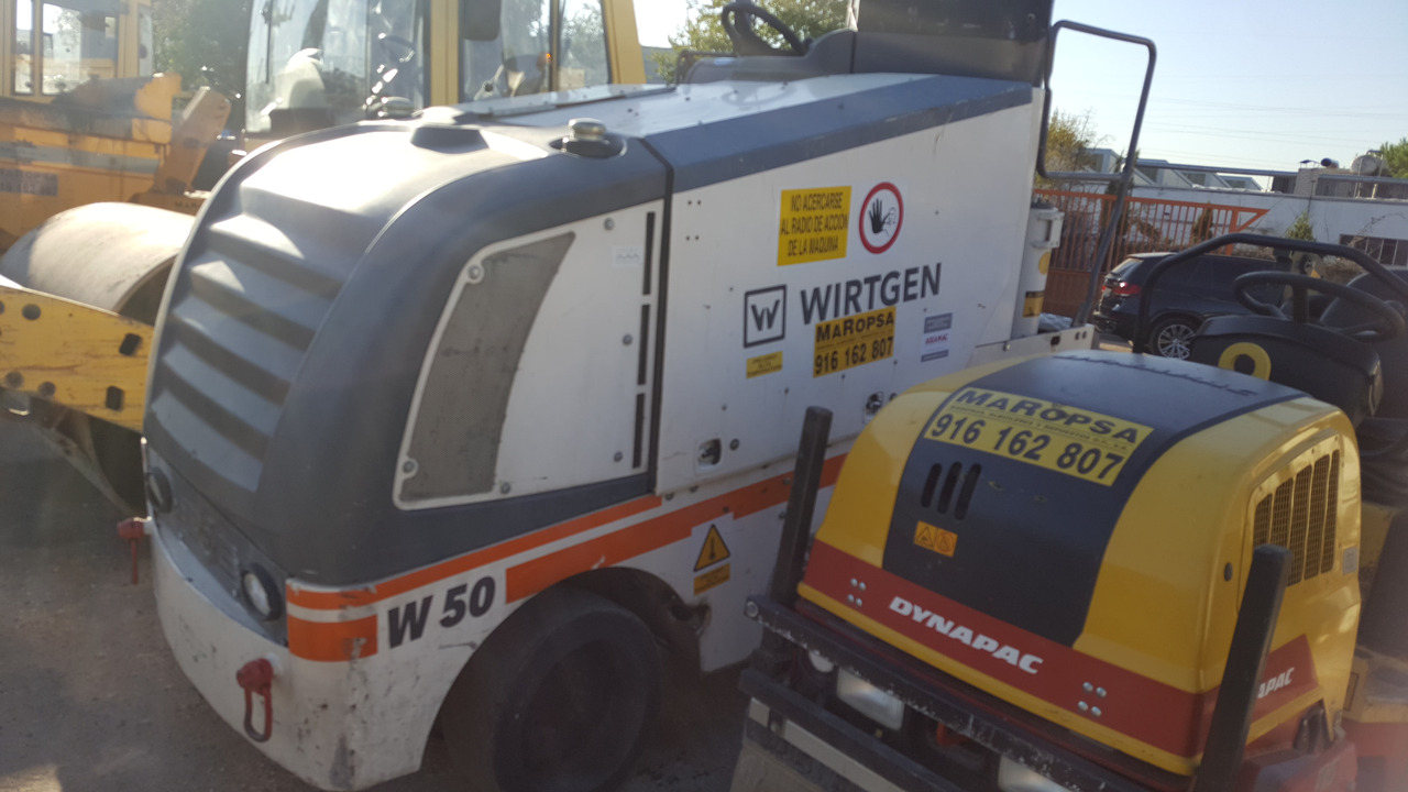 Fresadora de asfalto Wirtgen W 50 - Silniční fréza: obrázek 1 Fresadora de asfalto Wirtgen W 50 - Silniční fréza: obrázek 1