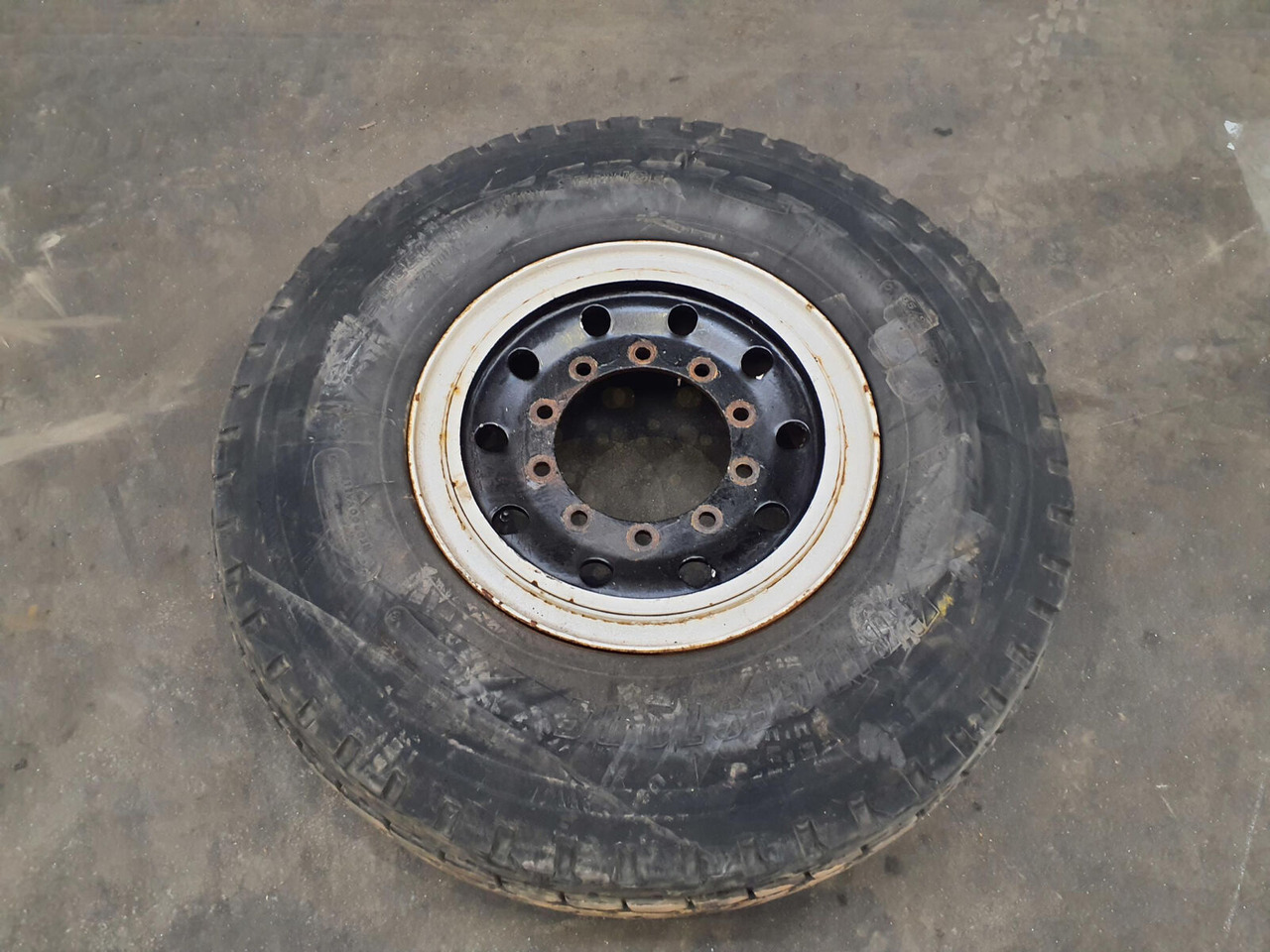 Bridgestone Wheel 385/95R25 10 4.7 3p - Kompletní kolo pro Jeřáb: obrázek 1 Bridgestone Wheel 385/95R25 10 4.7 3p - Kompletní kolo pro Jeřáb: obrázek 1