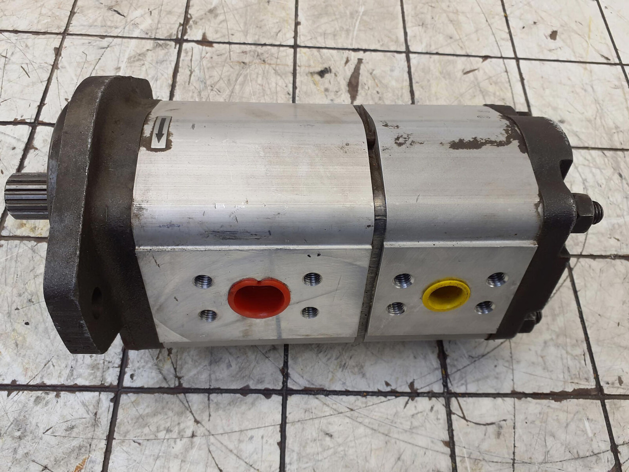 CT2 Dual gear pump - Hydraulické čerpadlo pro Jeřáb: obrázek 5 CT2 Dual gear pump - Hydraulické čerpadlo pro Jeřáb: obrázek 5