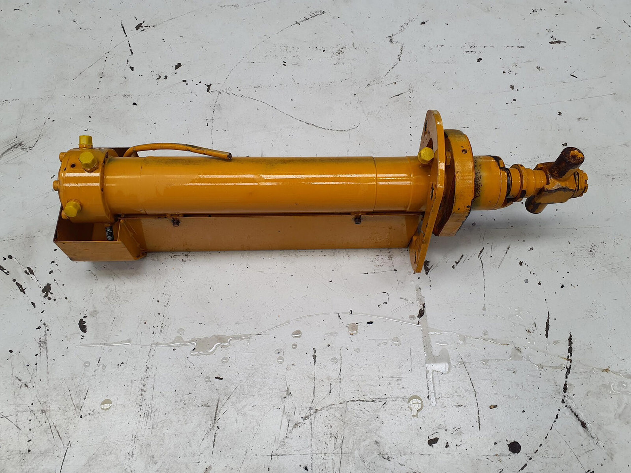 FAUN ATF 45-3 counterweight cylinder - Hydraulický válec pro Jeřáb: obrázek 4 FAUN ATF 45-3 counterweight cylinder - Hydraulický válec pro Jeřáb: obrázek 4