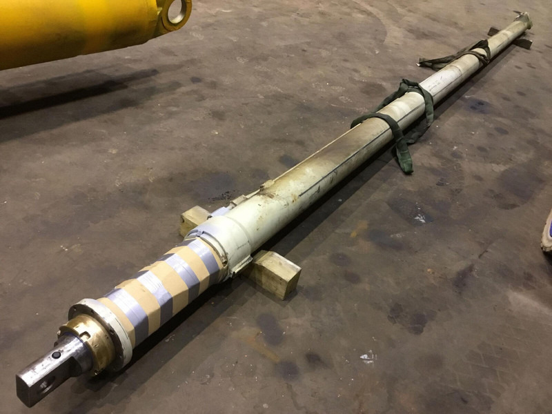 Faun RTF 30 telescopic cylinder double - Hydraulický válec pro Jeřáb: obrázek 1 Faun RTF 30 telescopic cylinder double - Hydraulický válec pro Jeřáb: obrázek 1