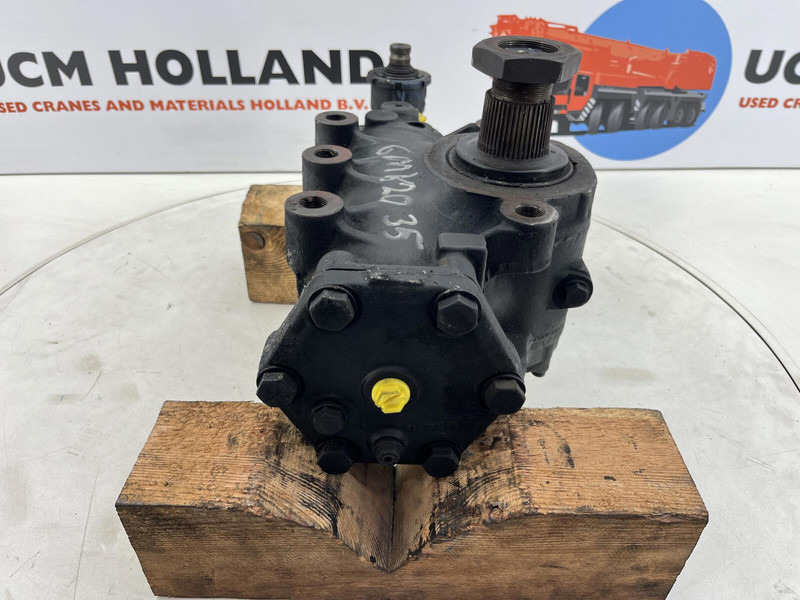 Grove GMK 2035 steering box - Sloupek řízení pro Jeřáb: obrázek 1 Grove GMK 2035 steering box - Sloupek řízení pro Jeřáb: obrázek 1