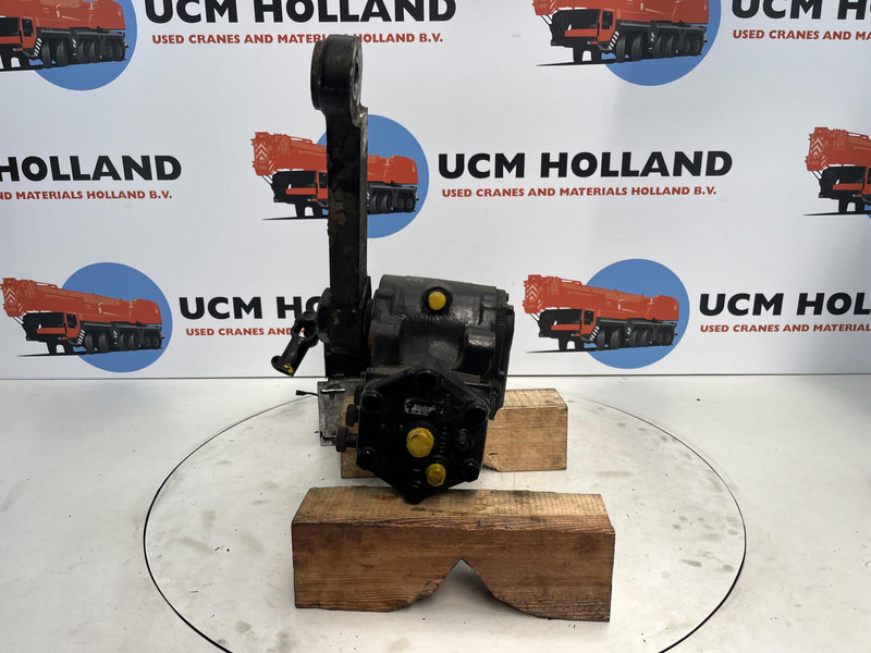 Grove GMK 3055 steering Box - Sloupek řízení pro Jeřáb: obrázek 4 Grove GMK 3055 steering Box - Sloupek řízení pro Jeřáb: obrázek 4