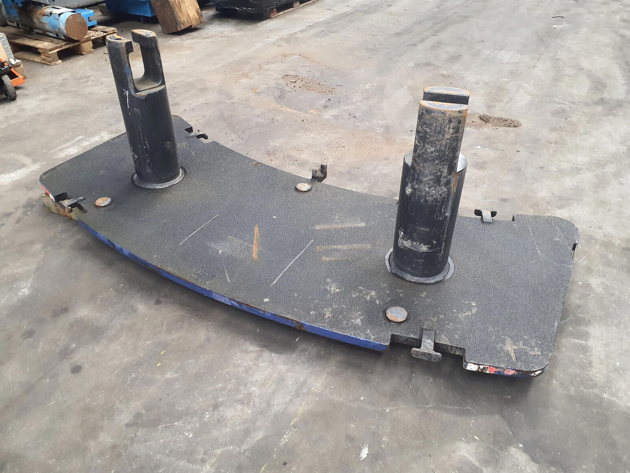 Grove GMK 4090 counterweight 1.1T - Protizávaží pro Autojeřáb: obrázek 2 Grove GMK 4090 counterweight 1.1T - Protizávaží pro Autojeřáb: obrázek 2