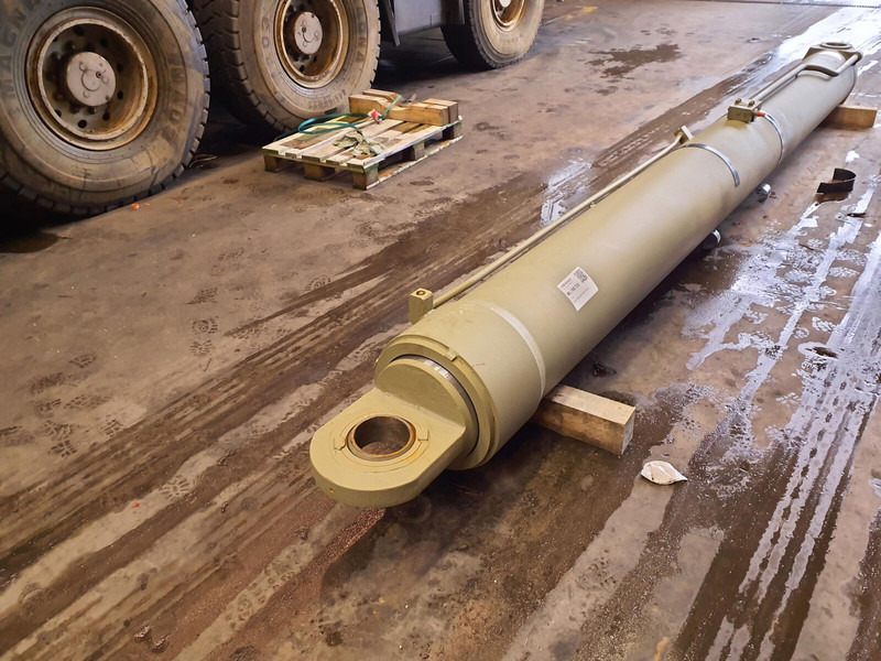 Grove GMK 5220 boom cylinder - Hydraulický válec pro Jeřáb: obrázek 1 Grove GMK 5220 boom cylinder - Hydraulický válec pro Jeřáb: obrázek 1
