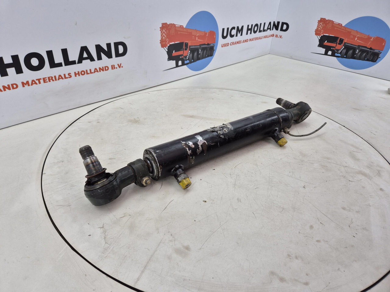 Grove GMK 5220 steering cylinder axle 5 - Hydraulický válec pro Autojeřáb: obrázek 2 Grove GMK 5220 steering cylinder axle 5 - Hydraulický válec pro Autojeřáb: obrázek 2