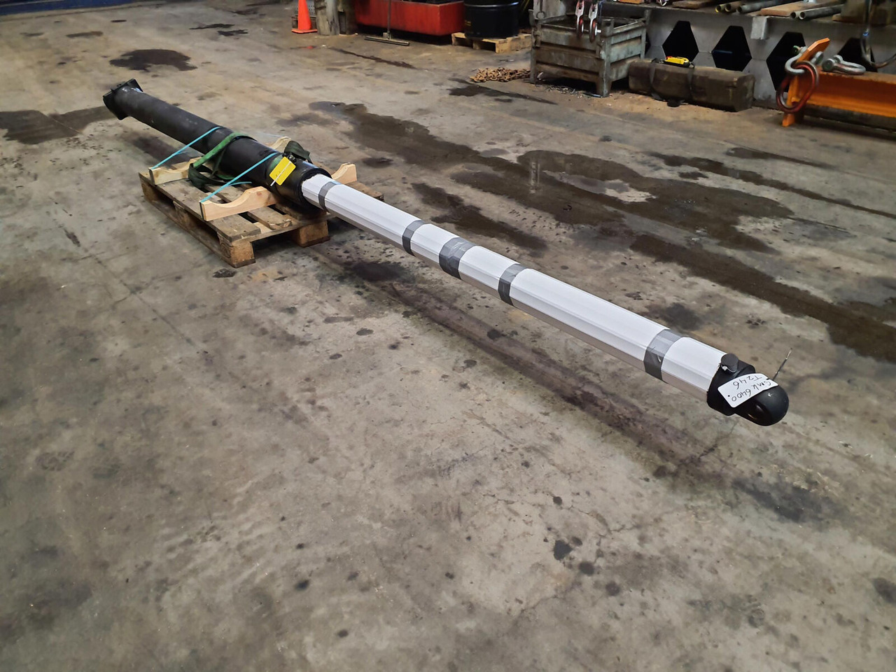 Grove GMK 6400 boom stop cylinder - Hydraulický válec pro Autojeřáb: obrázek 3 Grove GMK 6400 boom stop cylinder - Hydraulický válec pro Autojeřáb: obrázek 3