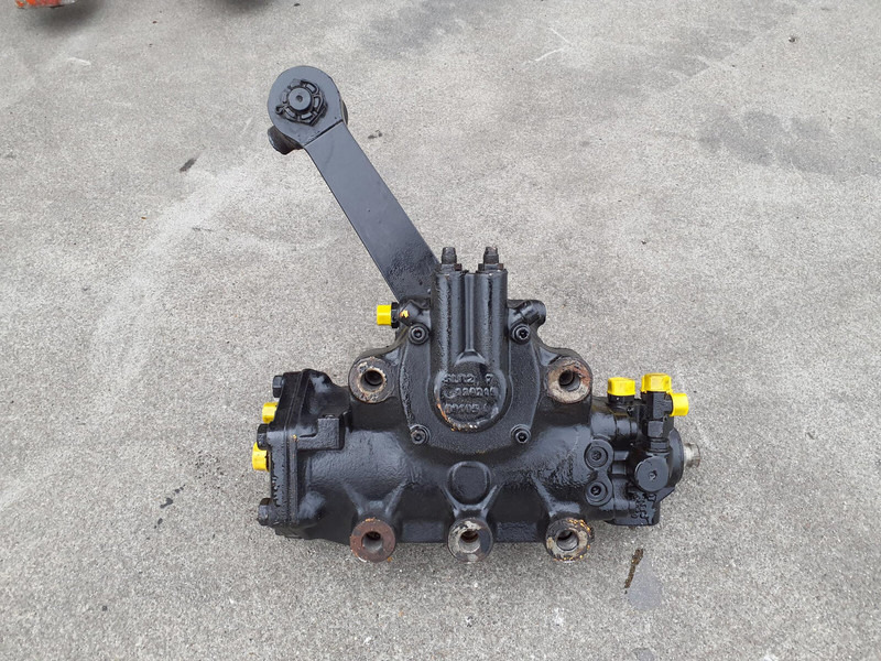 Grove GMK 6400 steering box servocom-zf - Sloupek řízení pro Jeřáb: obrázek 3 Grove GMK 6400 steering box servocom-zf - Sloupek řízení pro Jeřáb: obrázek 3