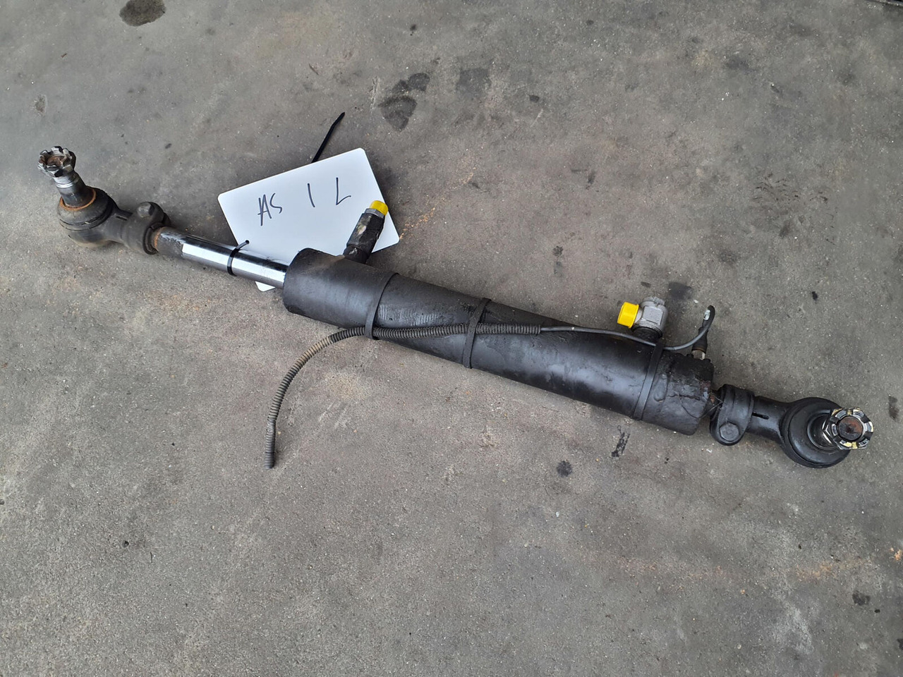 Grove GMK 6400 steering cylinder (weber) axle 1L - Hydraulický válec pro Autojeřáb: obrázek 1 Grove GMK 6400 steering cylinder (weber) axle 1L - Hydraulický válec pro Autojeřáb: obrázek 1