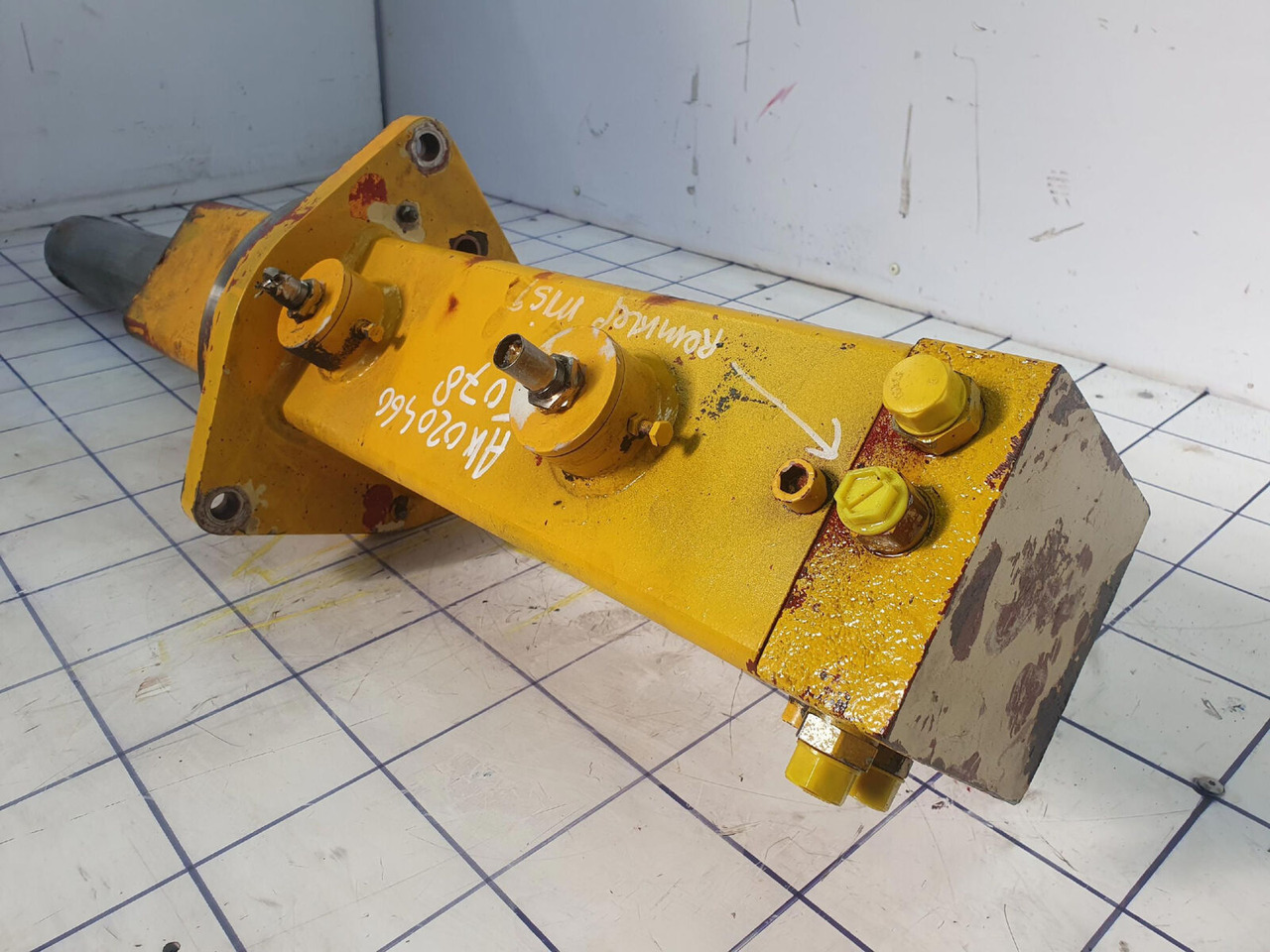 Grove Grove GMK 3050 counterweight cylinder - Hydraulický válec pro Autojeřáb: obrázek 4 Grove Grove GMK 3050 counterweight cylinder - Hydraulický válec pro Autojeřáb: obrázek 4