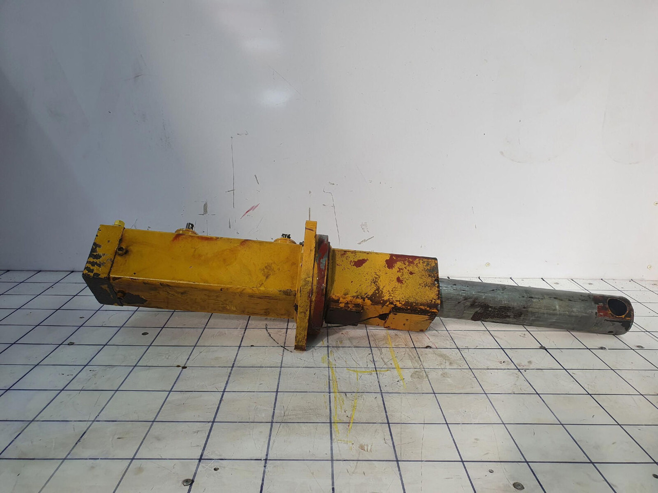 Grove Grove GMK 3050 counterweight cylinder - Hydraulický válec pro Autojeřáb: obrázek 2 Grove Grove GMK 3050 counterweight cylinder - Hydraulický válec pro Autojeřáb: obrázek 2