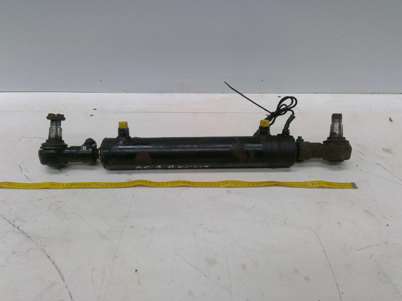 Grove Grove GMK 3055 steering cylinder axle 1 right - Hydraulický válec pro Autojeřáb: obrázek 1 Grove Grove GMK 3055 steering cylinder axle 1 right - Hydraulický válec pro Autojeřáb: obrázek 1
