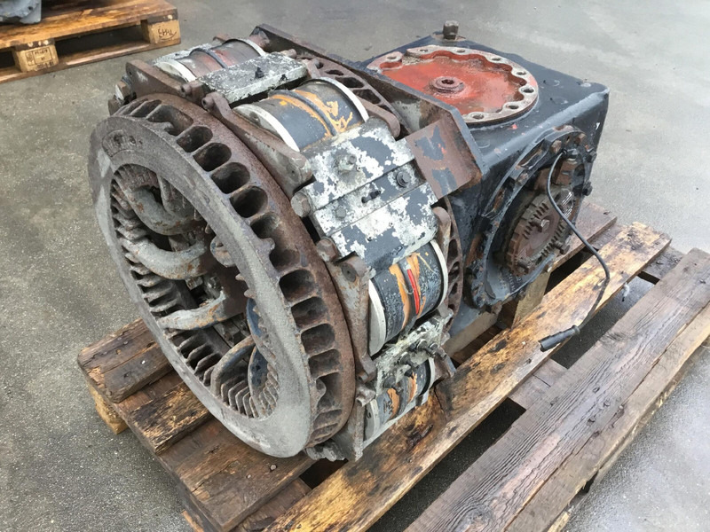 Grove Kessler Grove GMK 5100 diff box axle 5 - Převodovka pro Jeřáb: obrázek 4 Grove Kessler Grove GMK 5100 diff box axle 5 - Převodovka pro Jeřáb: obrázek 4