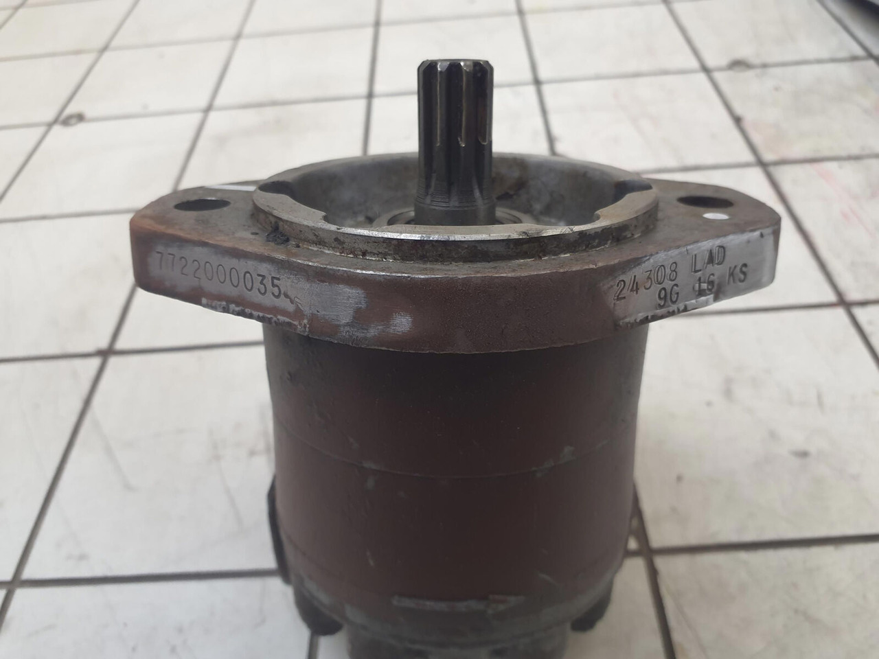 Grove steering pump - Čerpadlo hydraulického zesilovače pro Jeřáb: obrázek 5 Grove steering pump - Čerpadlo hydraulického zesilovače pro Jeřáb: obrázek 5