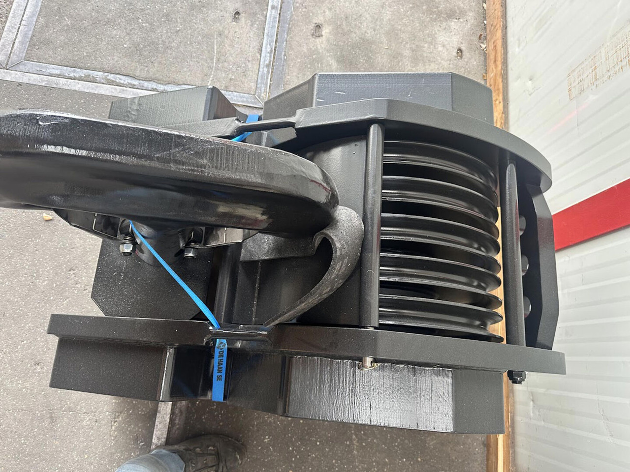 Hook block 23mm 5 sheave 125 ton - Naviják pro Autojeřáb: obrázek 2 Hook block 23mm 5 sheave 125 ton - Naviják pro Autojeřáb: obrázek 2
