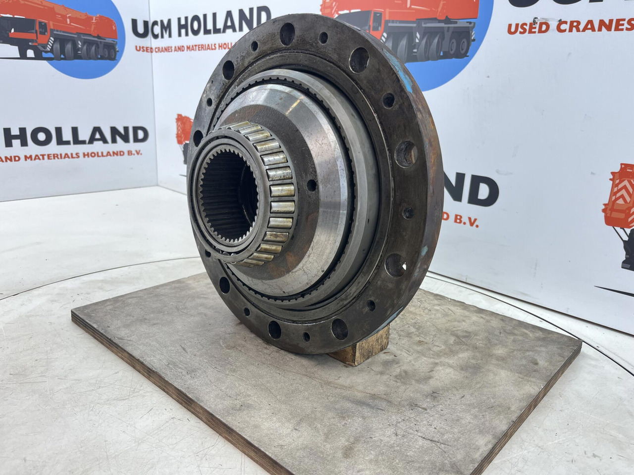 Kessler+Co Kessler Planetary gear 17-24-67-32-3pl-H83-42 - Koncový převod pro Autojeřáb: obrázek 3 Kessler+Co Kessler Planetary gear 17-24-67-32-3pl-H83-42 - Koncový převod pro Autojeřáb: obrázek 3