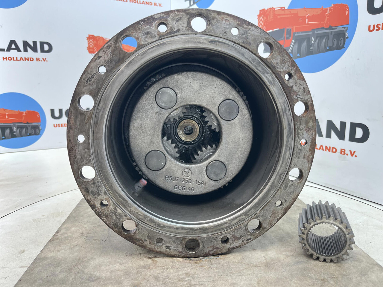 Kessler planetary gear 22-25-74-40-4pl-H172-46 - Koncový převod pro Jeřáb: obrázek 4 Kessler planetary gear 22-25-74-40-4pl-H172-46 - Koncový převod pro Jeřáb: obrázek 4