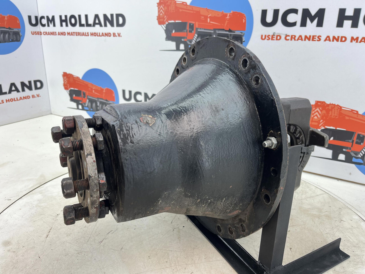 Krupp 70 GMT End differential 17x36 axle 1 - Diferenciál pro Autojeřáb: obrázek 3 Krupp 70 GMT End differential 17x36 axle 1 - Diferenciál pro Autojeřáb: obrázek 3