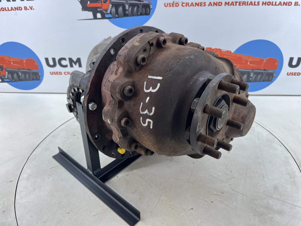 Krupp 70 GMT mid differential 13x35 axle 2 - Diferenciál pro Autojeřáb: obrázek 3 Krupp 70 GMT mid differential 13x35 axle 2 - Diferenciál pro Autojeřáb: obrázek 3