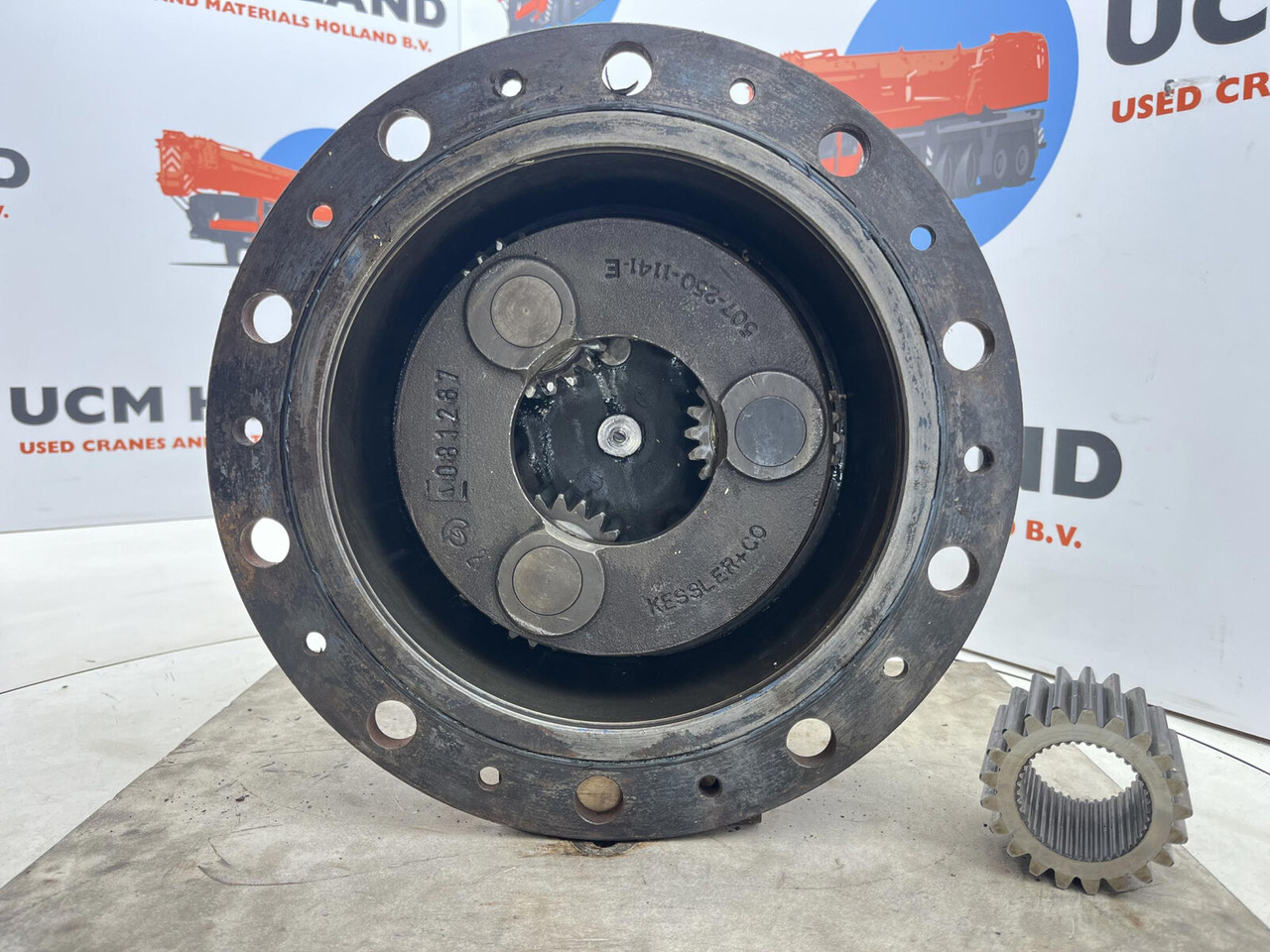 Krupp 70 GMT planetary gear 21-21-63-40-3pl-H135-46 - Koncový převod pro Autojeřáb: obrázek 4 Krupp 70 GMT planetary gear 21-21-63-40-3pl-H135-46 - Koncový převod pro Autojeřáb: obrázek 4